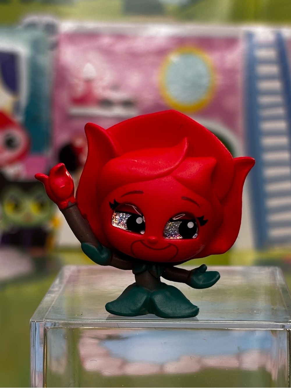 Rose Disney Doorables Series 12 Pixel Perfect